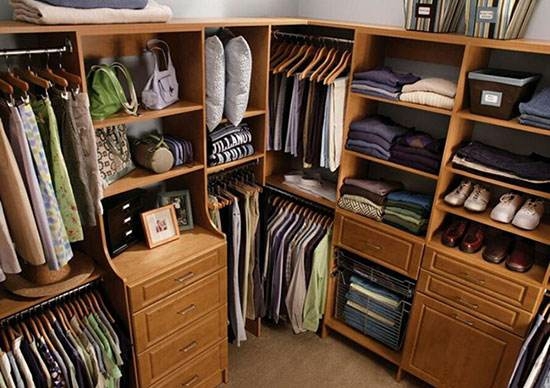 回南天，我家地板都長蘑菇了，還去什么菜市場呀